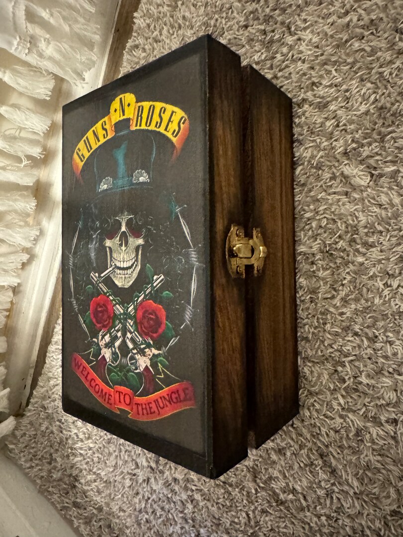 Guns N' Roses Painted Wooden keepsake trinket stash box Guns N' Roses Painted Wooden keepsake trinket stash box